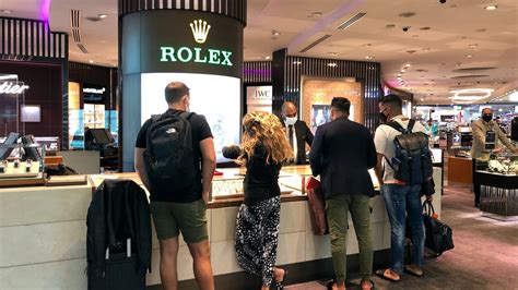 buying a rolex in dubai airport|rolex dubai duty free price.